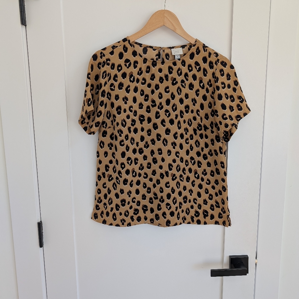 ✨4 for 12 A New Day Leopard Print Blouse Short Sleeve Tan Black Top